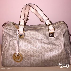 Michael Kors Grayson Medium Vanilla Satchel